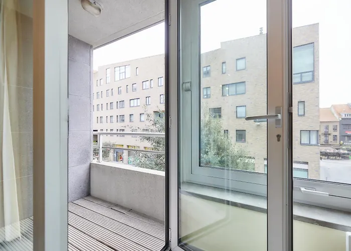 Lecomte - The Shoreline North 193